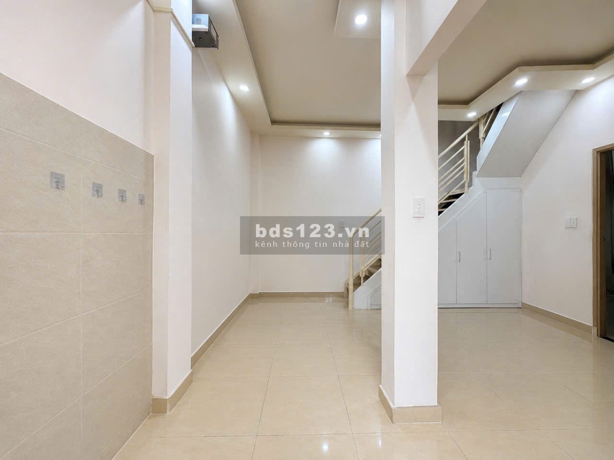 BÁN NHÀ TT QUẬN 1 ĐƯỜNG TRẦN QUANG KHẢI