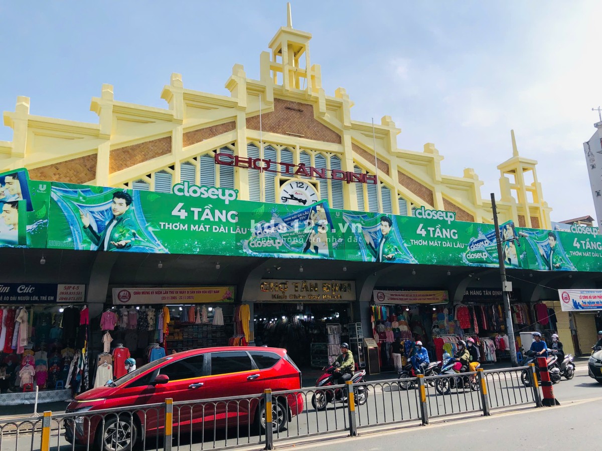 Bán nhà tại 32 Huyền Quang, Phường Tân Định, Quận 1, HCM. DT 33.5m2 Giá 10.8 tỷđ