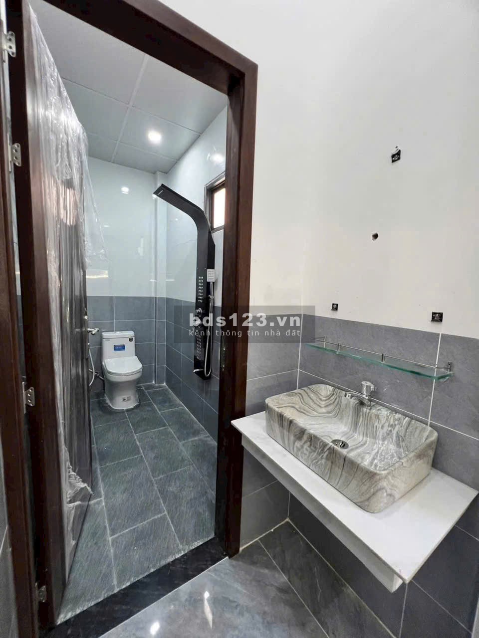 BÁN CĂN 1 TRỆT 1 LẦU HƯƠNG LỘ 15, SỔ RIÊNG - THỔ CƯ…