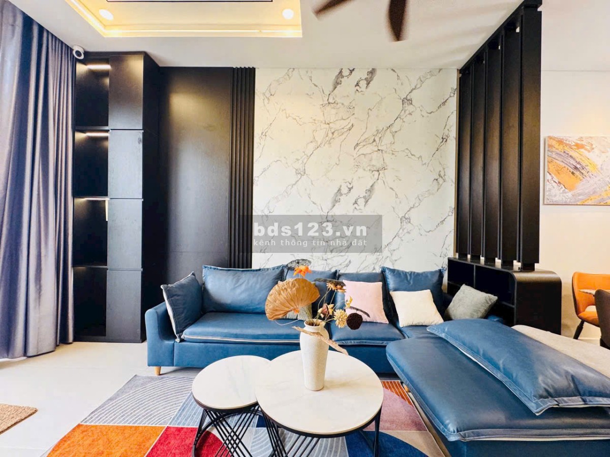 SIÊU PHẨM 3 TẦNG GẦN BIỂN NGUYỄN CHÁNH – FULL NỘI THẤT –…
