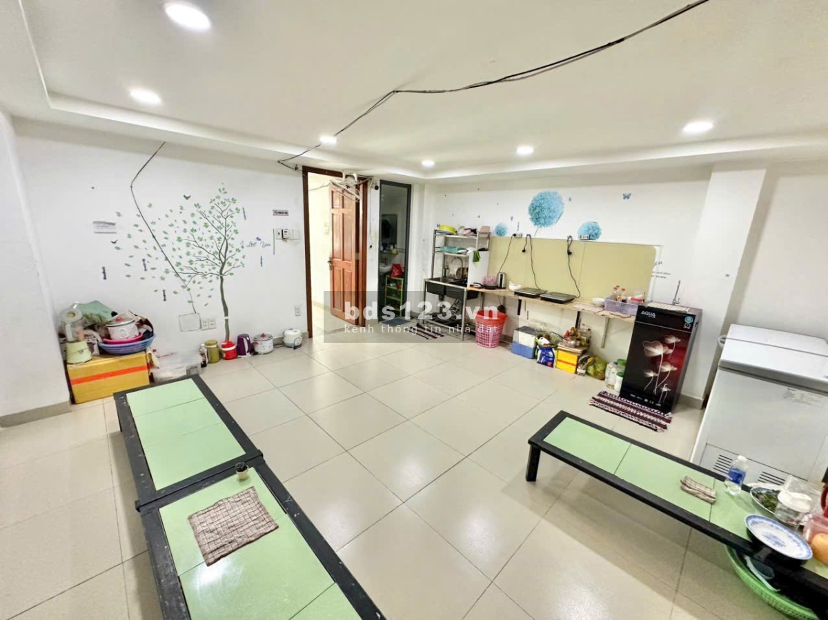 Ký túc xá có thể không rẻ nhưng phải sạch sẽ văn minh nề…