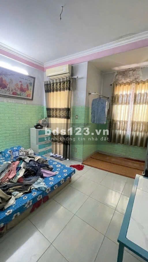 Bán nhà mặt tiền Trường Chinh ngay cầu Tham Lương Q12