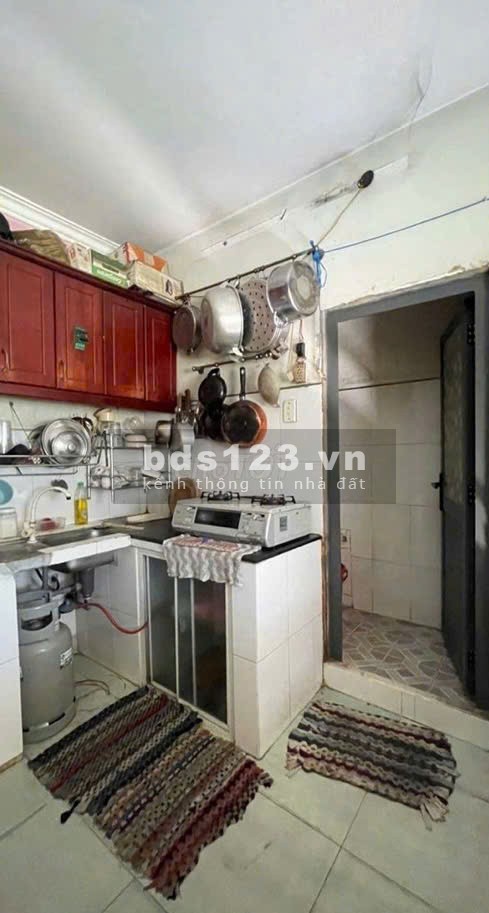 Bán nhà mặt tiền Trường Chinh ngay cầu Tham Lương Q12