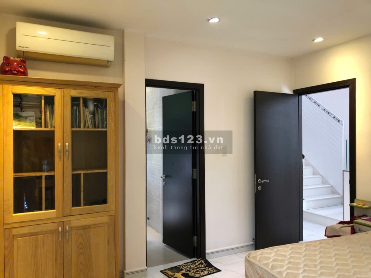 Bán căn biệt thự lô góc 10x20 đường 23 KDC Phú Xuân Vạn Phát Hưng, Nhà Bè, Tp.HCM