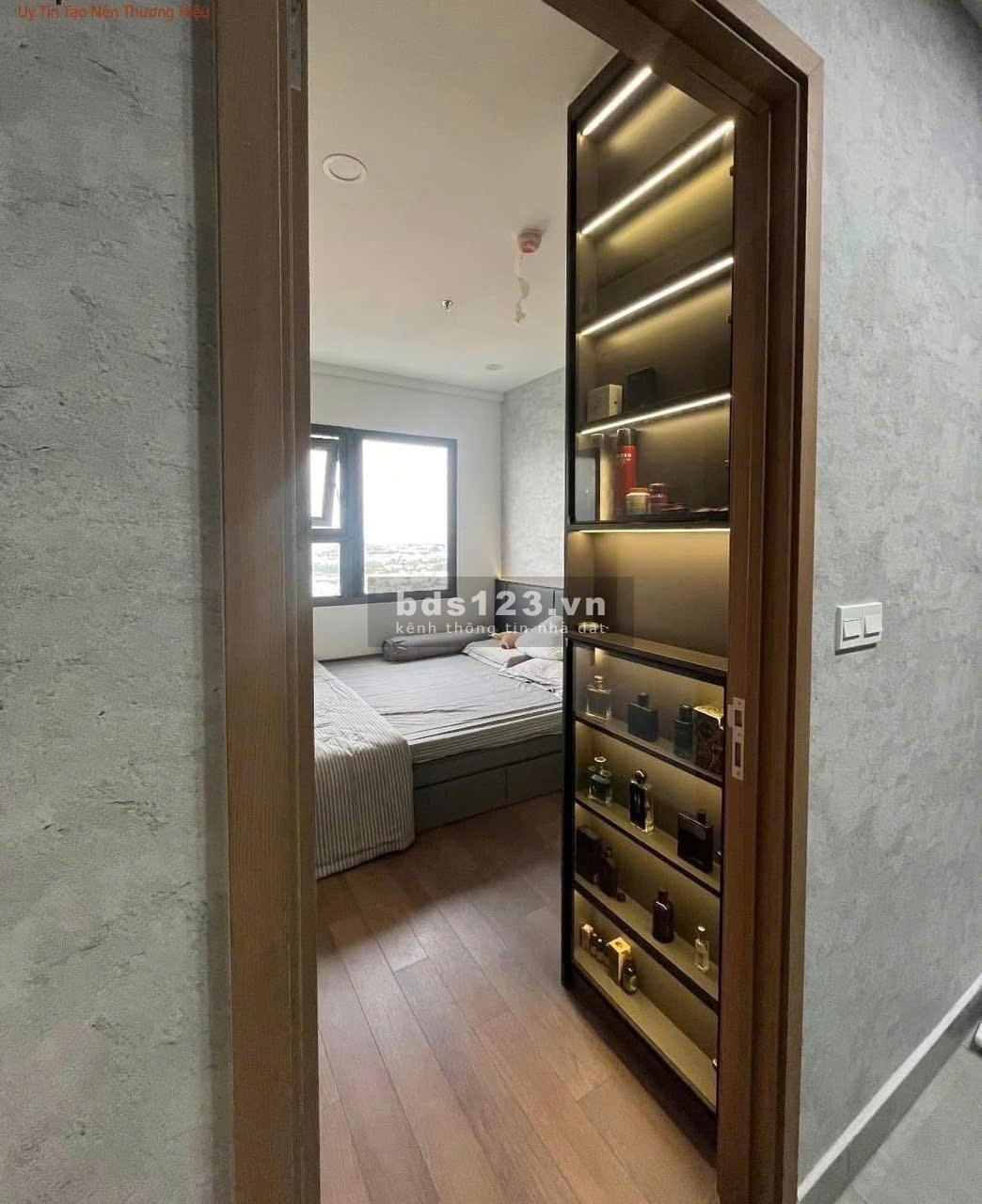 Cho thuê căn hộ 2PN, 2WC, 60m2 giá tốt tại Legacy Prime, Thuận…