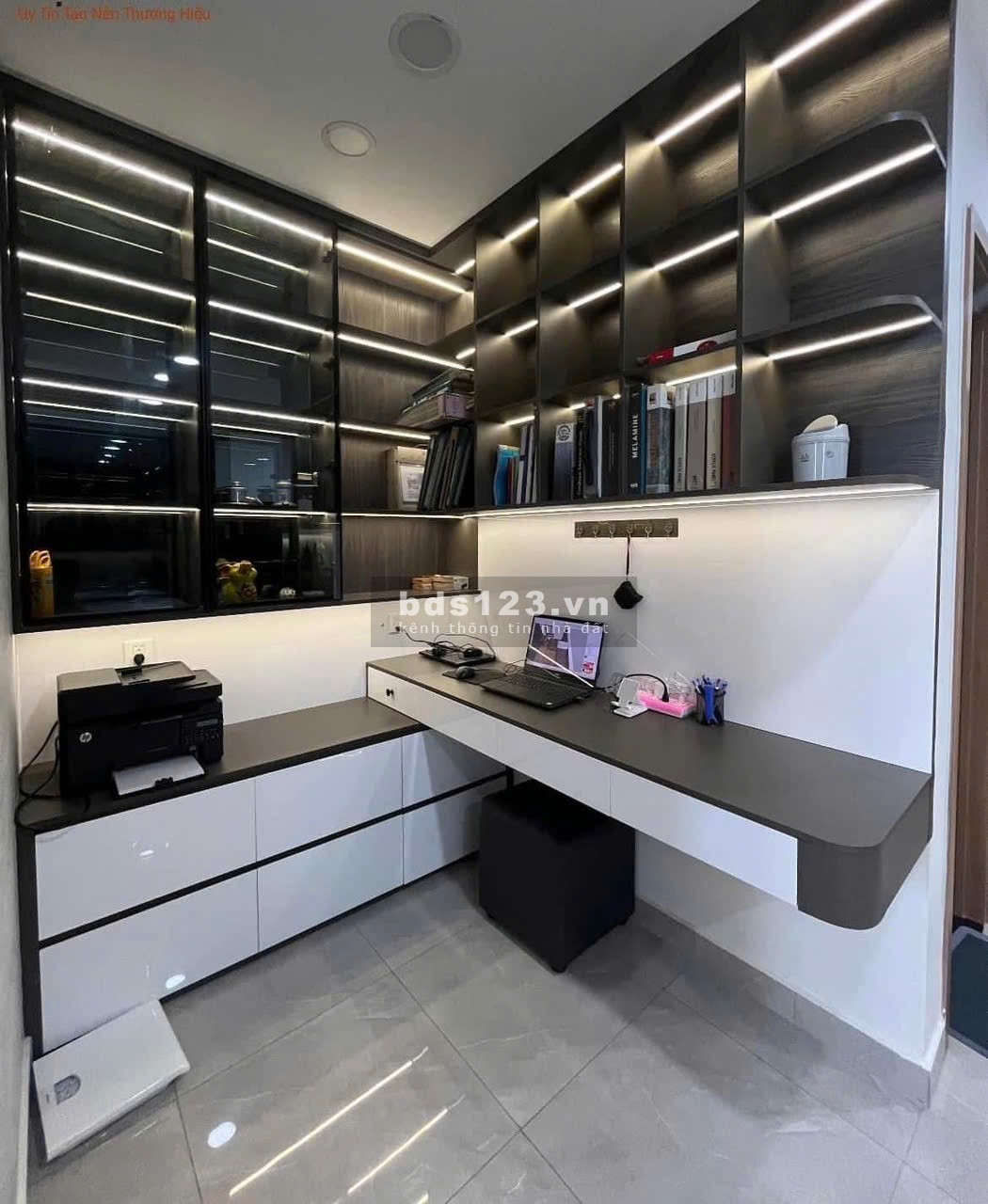 Cho thuê căn hộ 2PN, 2WC, 60m2 giá tốt tại Legacy Prime, Thuận…
