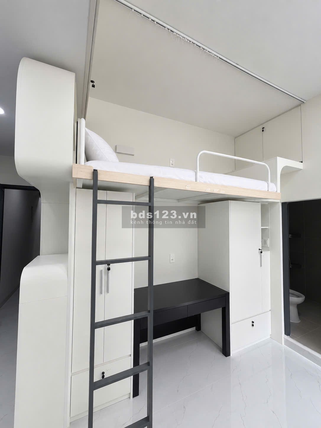 PHÒNG TRỌ CHO NỮ HSSV, BÁC SĨ, NGƯỜI ĐI LÀM