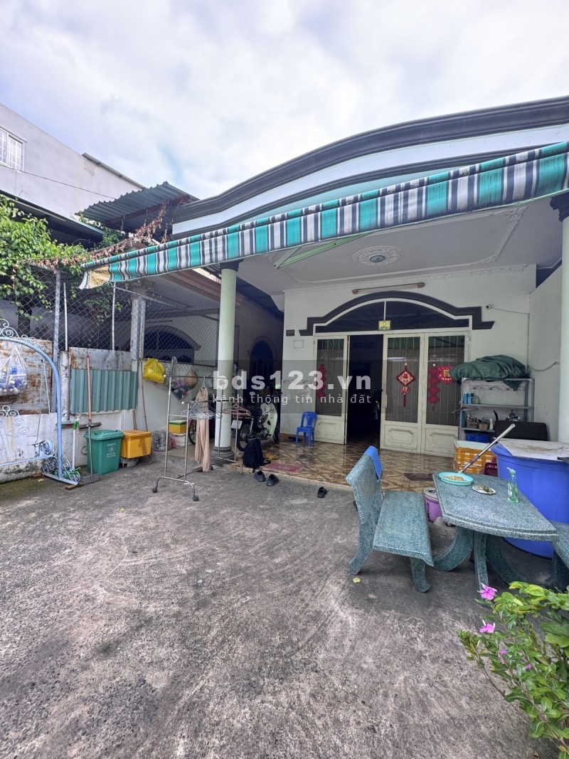 Bán 150m² Đất Linh Xuân TĐ, Ngang 6M, Nhà C4, Gần Lang ĐH. Giá…