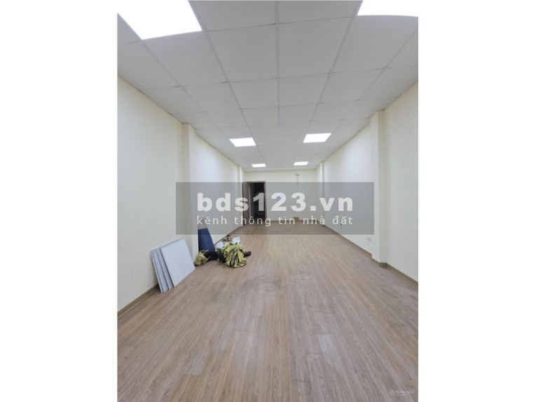 Cho thuê mặt bằng kinh doanh phố Thái Thịnh, Đống Đa, Hà Nội