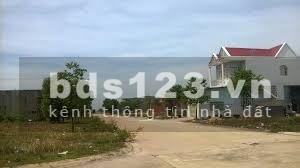 CHỦ NGỘP BÁN LÔ ĐẤT 250M2 NGAY TRƯỜNG HỌC - CHỢ - KCN VÀ…