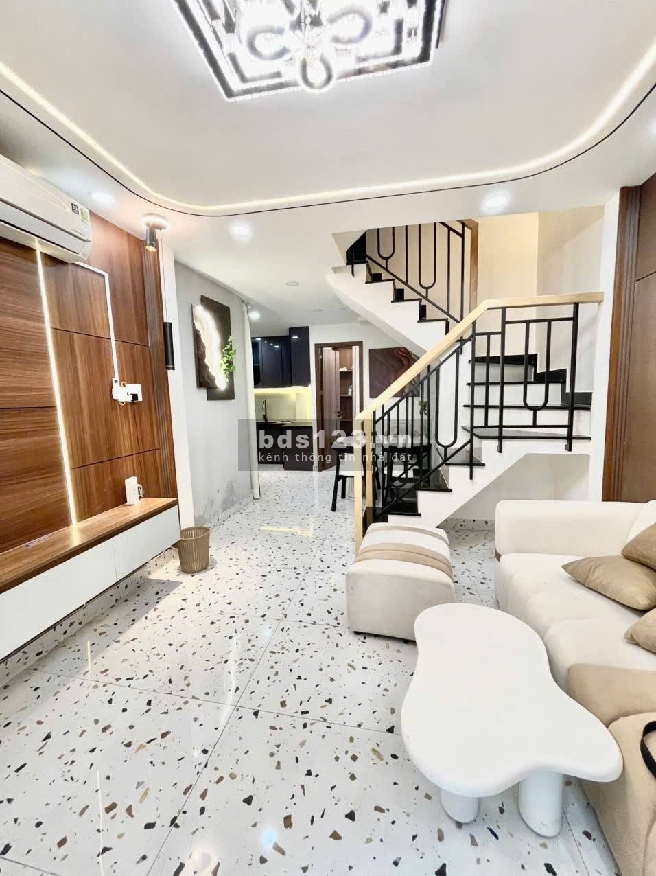 Bán nhà Mặt tiền Tân Bình, Bảy Hiền, 45m2, chỉ 5 tỷ hơn,…