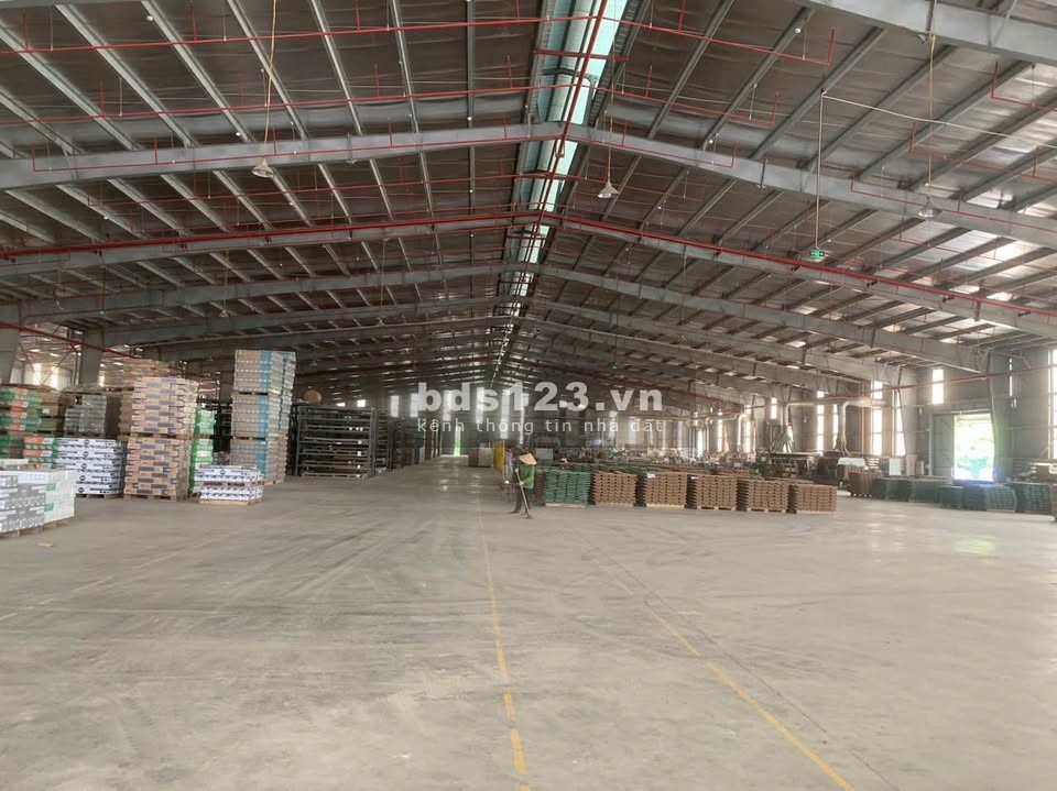 Cho thuê kho xưởng DT 2500m2 -6500m2 tại Kỳ Sơn, Phú Thọ
