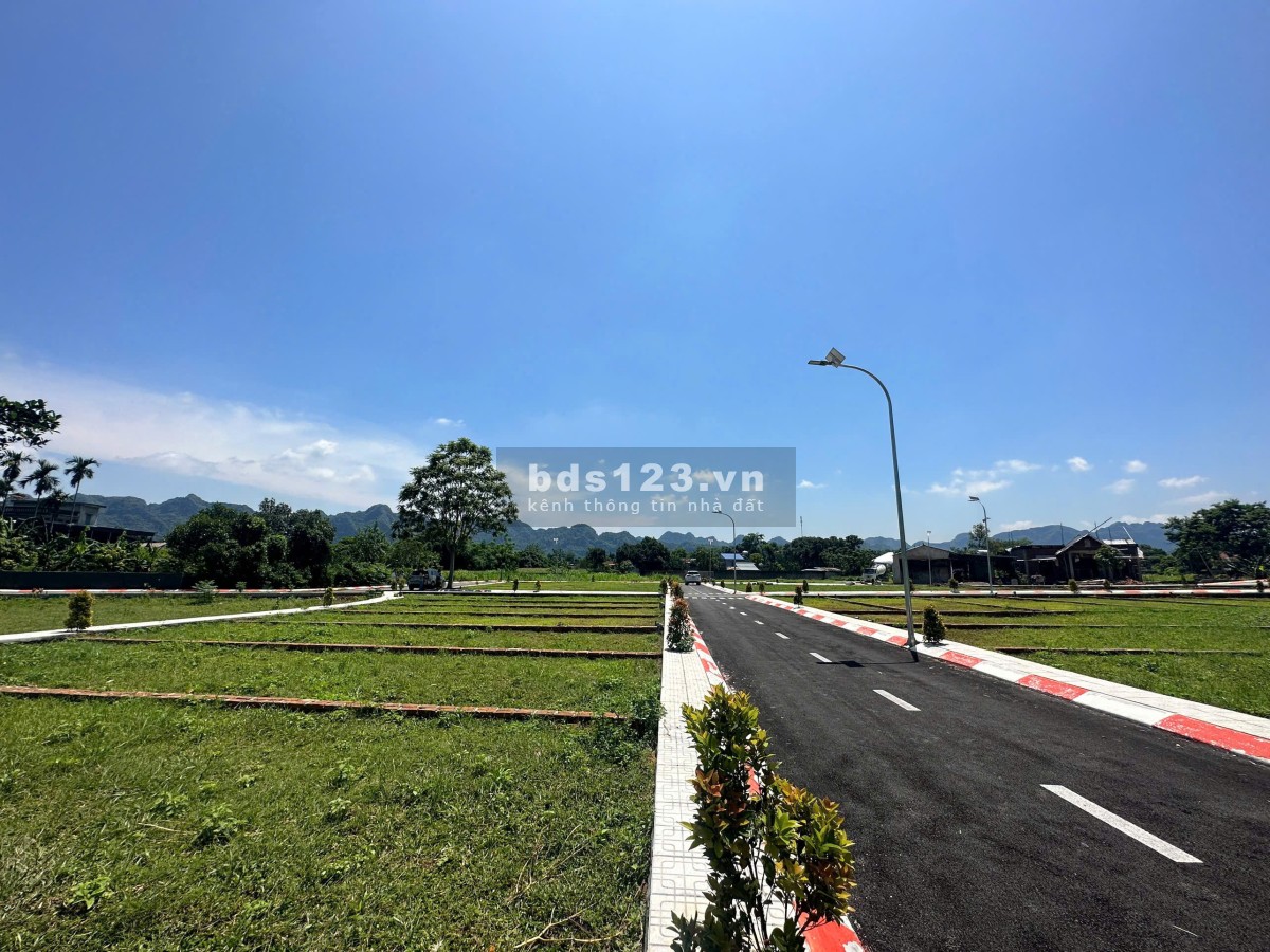 TÀI CHÍNH 400 TRIỆU, ĐẤT SÁT 2 RESORT LỚN TẠI LẠC THUỶ