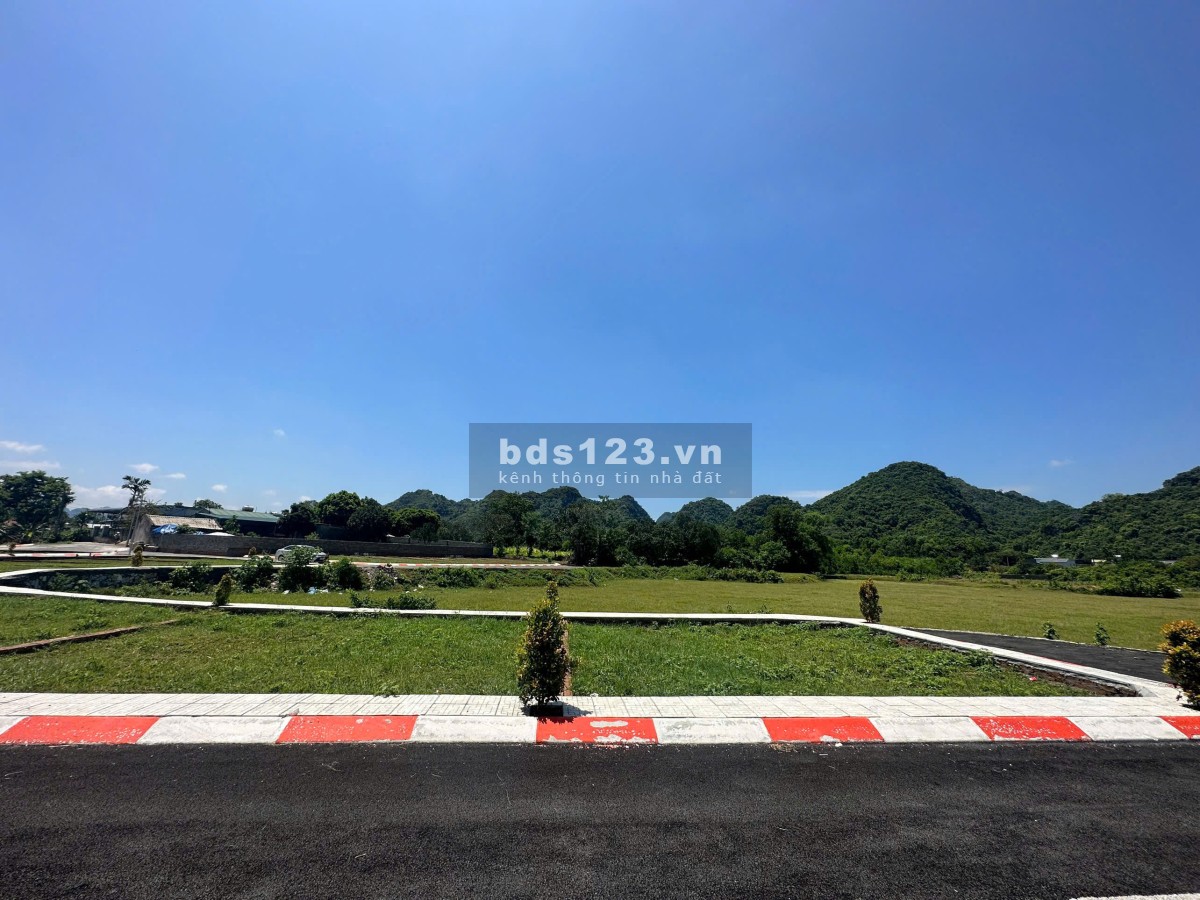 TÀI CHÍNH 400 TRIỆU, ĐẤT SÁT 2 RESORT LỚN TẠI LẠC THUỶ