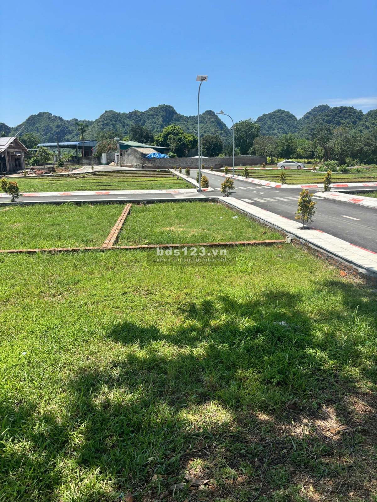 TÀI CHÍNH 400 TRIỆU, ĐẤT SÁT 2 RESORT LỚN TẠI LẠC THUỶ