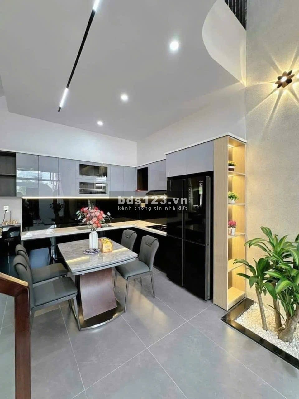 450TR SỞ HỮU NHÀ 1 LẦU DTSD 120M2 NGAY UBND PHƯỜNG TÂN TRIỀU ,…