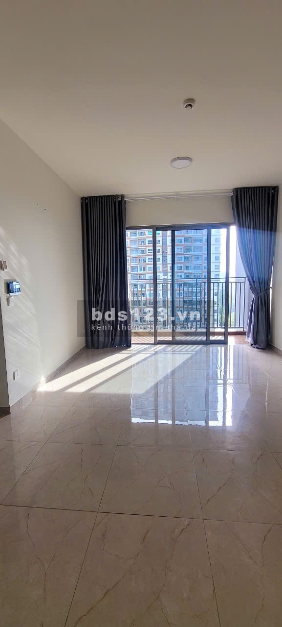 Cho thuê 3PN2WC - Giá 18 triệu/tháng nội thất cơ bản - Celesta Rise