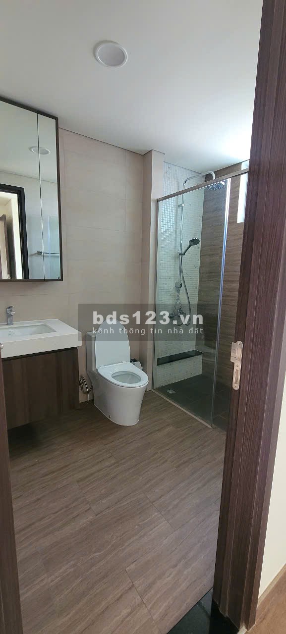 Cho thuê 3PN2WC - Giá 18 triệu/tháng nội thất cơ bản - Celesta Rise