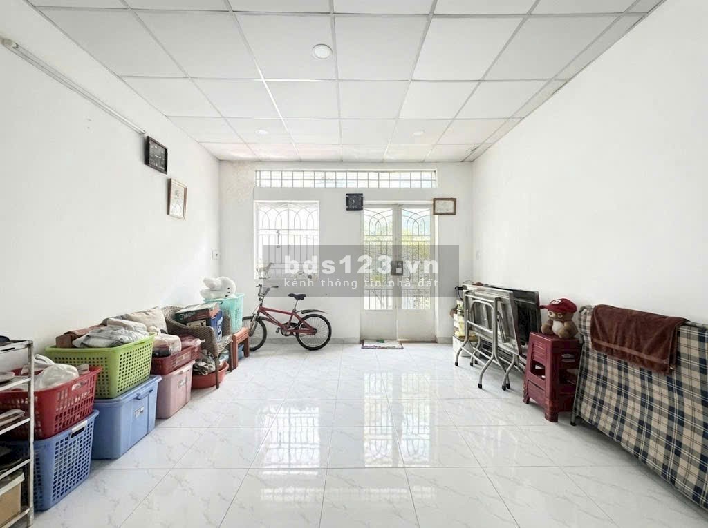 Bán Nhà Tân Phú 24 M2, Lê Trọng Tấn, Hẻm Ôtô, Cách Aeon 3…