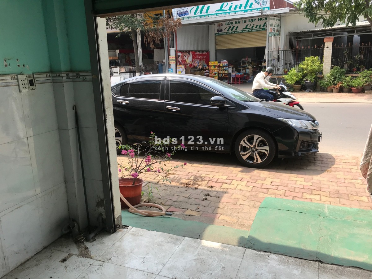 Bán nhà mặt tiền đường Nguyễn Chí Thanh, An Thạnh gần Chợ…