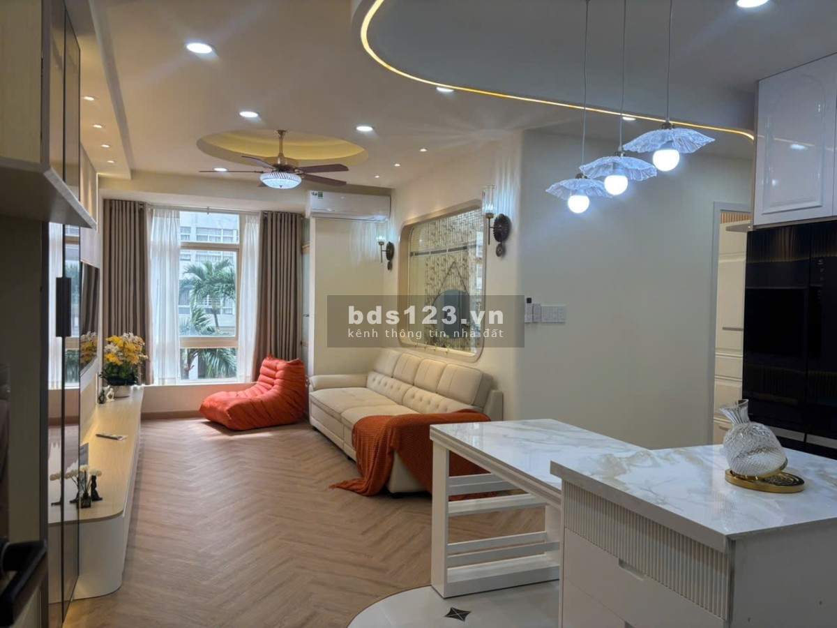 Căn hộ 72m2 thiết kế mới hoàn toàn cần bán
