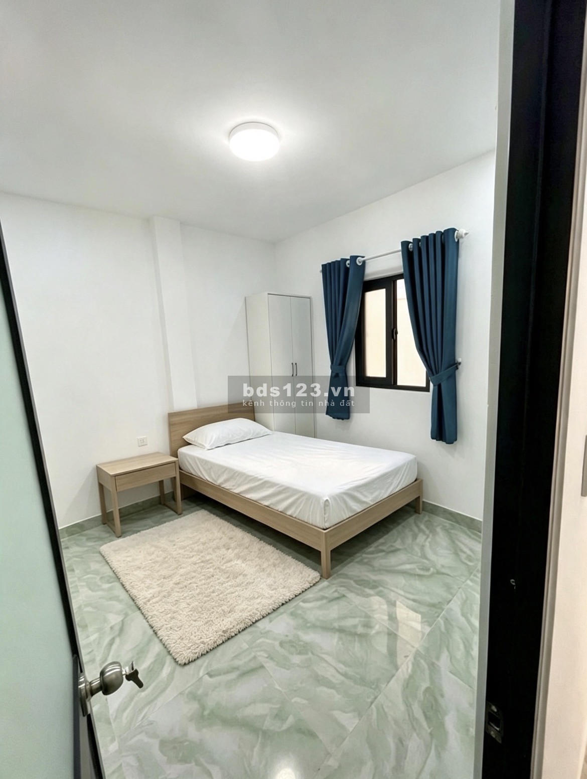 Nhà mới keng 40m2 tặng full nội thất 2 tầng xe hơi quay đầu…
