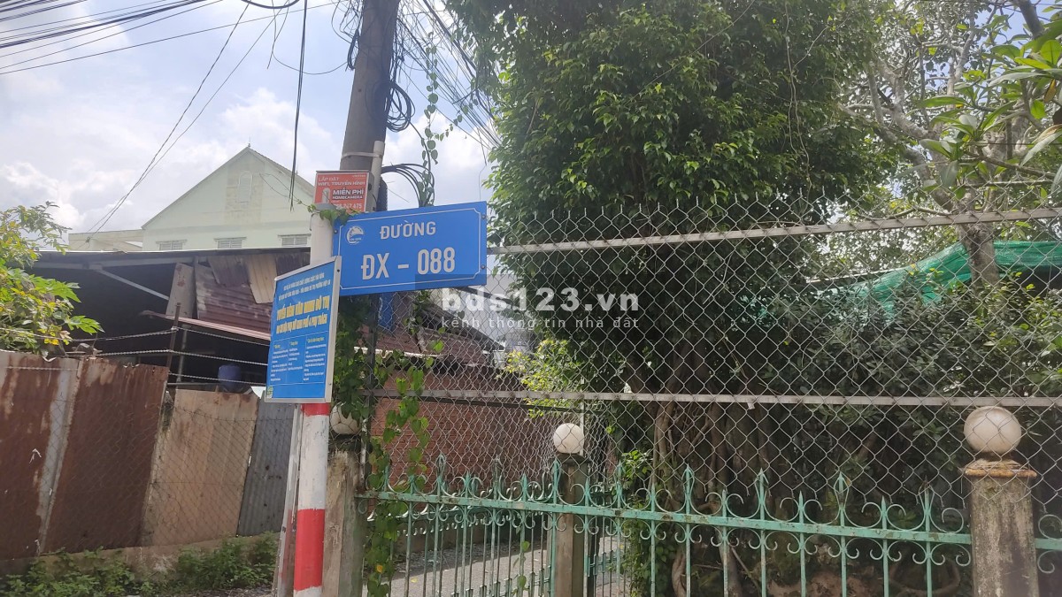 Bán lô đất nhánh ĐX-088 tại Phú An, 2,1 tỷ, 248 m2, thổ cư 60m