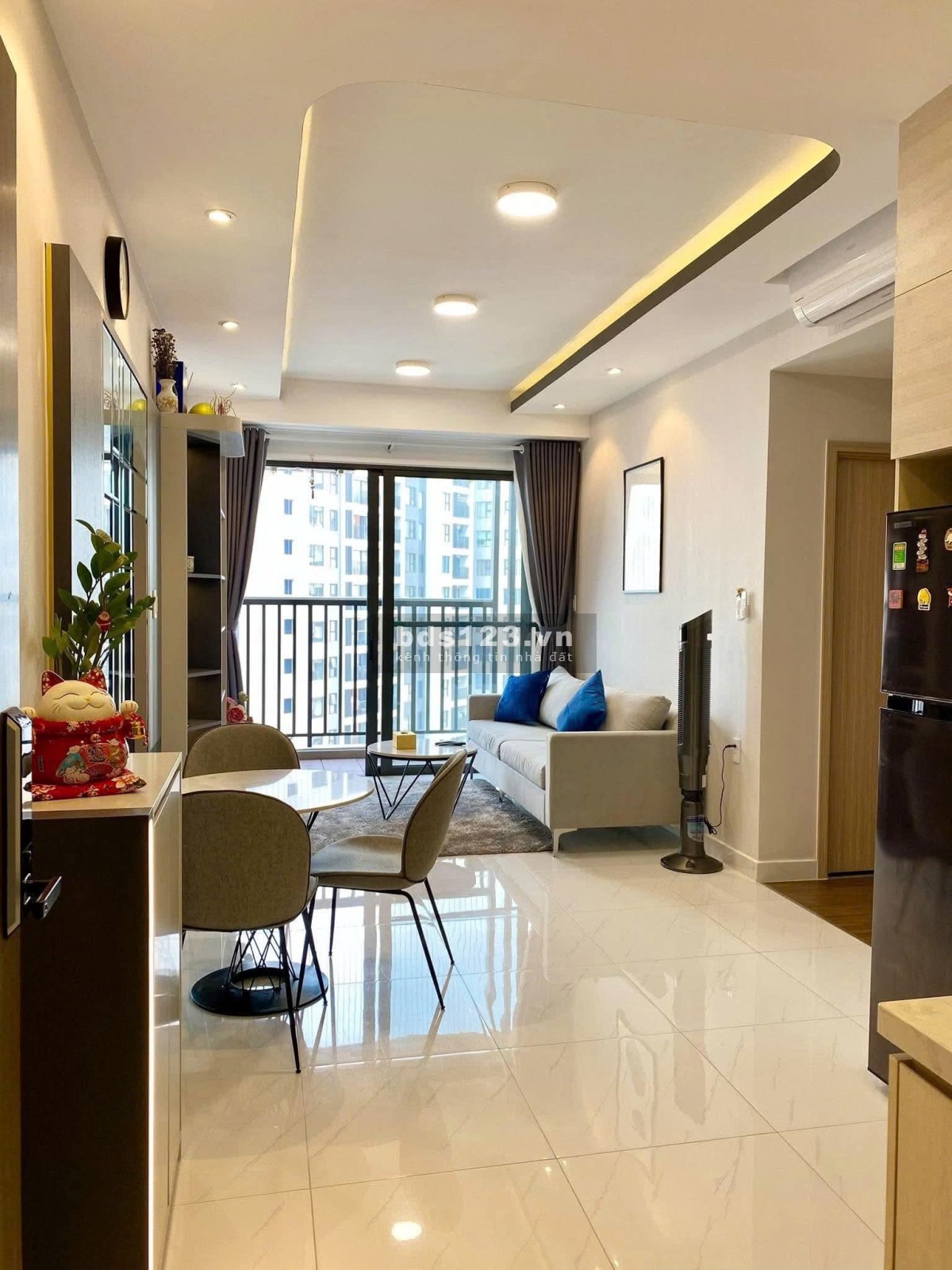 Bán căn hộ 1pn+1 - tầng trung cao, kế góc nhiều gió + 2 view…