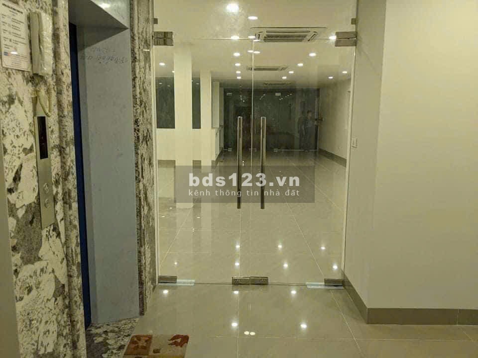 Cho thuê nhà 5 tầng, vị trí vàng trung tâm Hà Nội làm văn…