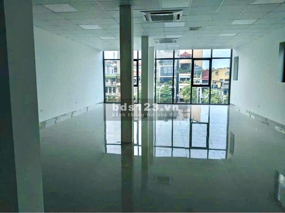 Cho thuê nhà 5 tầng, vị trí vàng trung tâm Hà Nội làm văn…