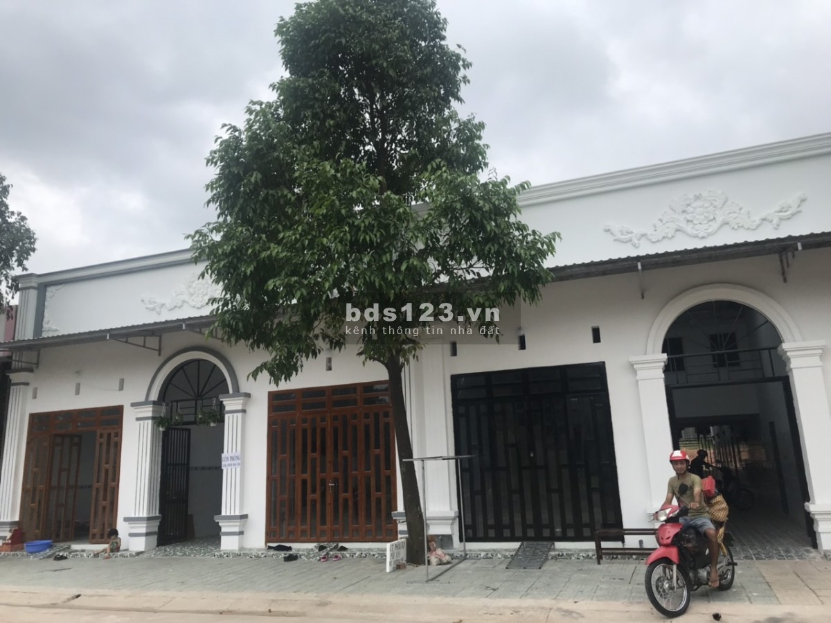 CHÍNH CHỦ KẸT TIỀN SANG GẤP 16 PHÒNG TRỌ SÁT KCN VÀ CHỢ…
