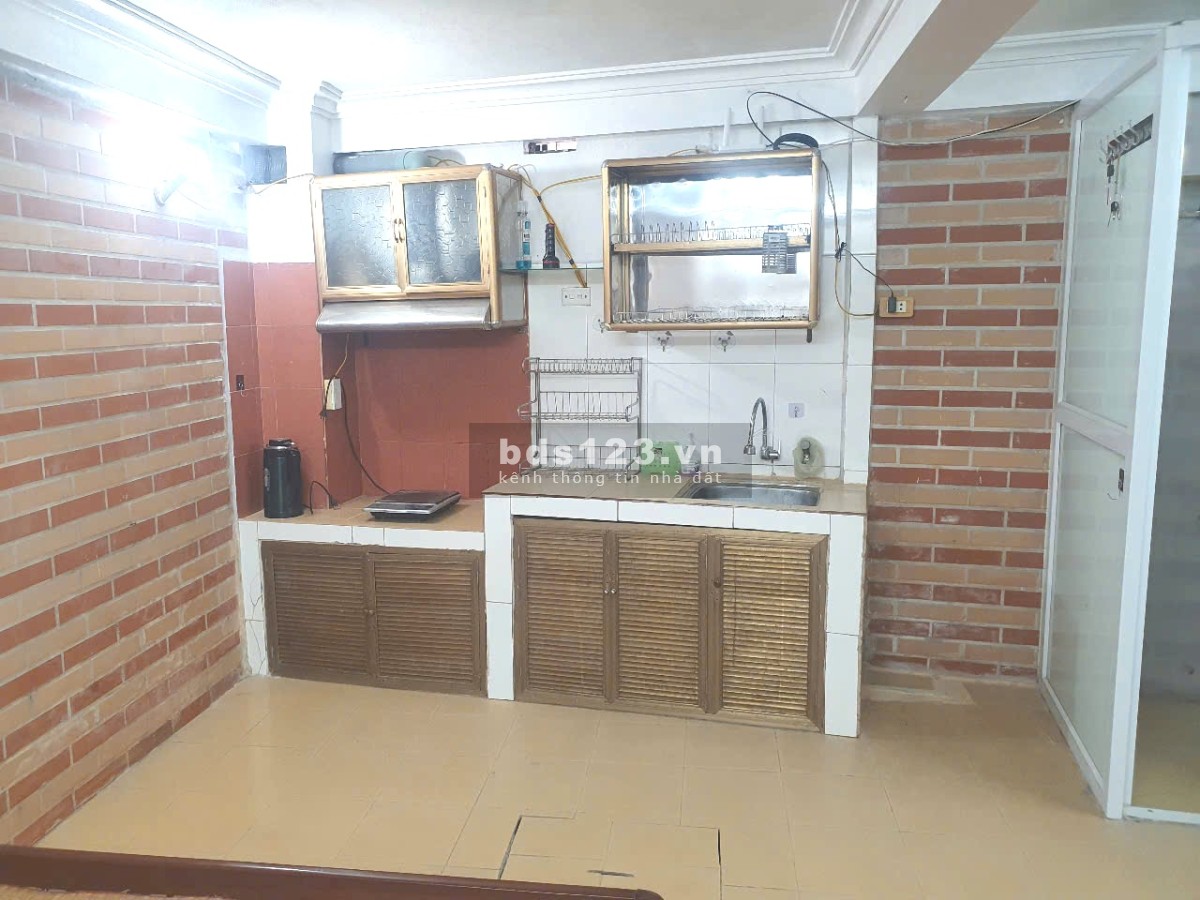 Cho thuê phòng trọ 26m2 toàn tầng 1, đủ nội thất phố Vũ…