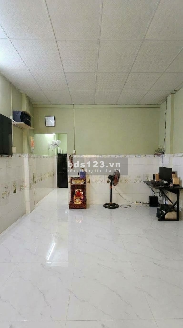 Bán Nhà Bình Tân 30m2: P. Bình Trị Đông, Hẻm 3m Thông, 2,85 Tỷ