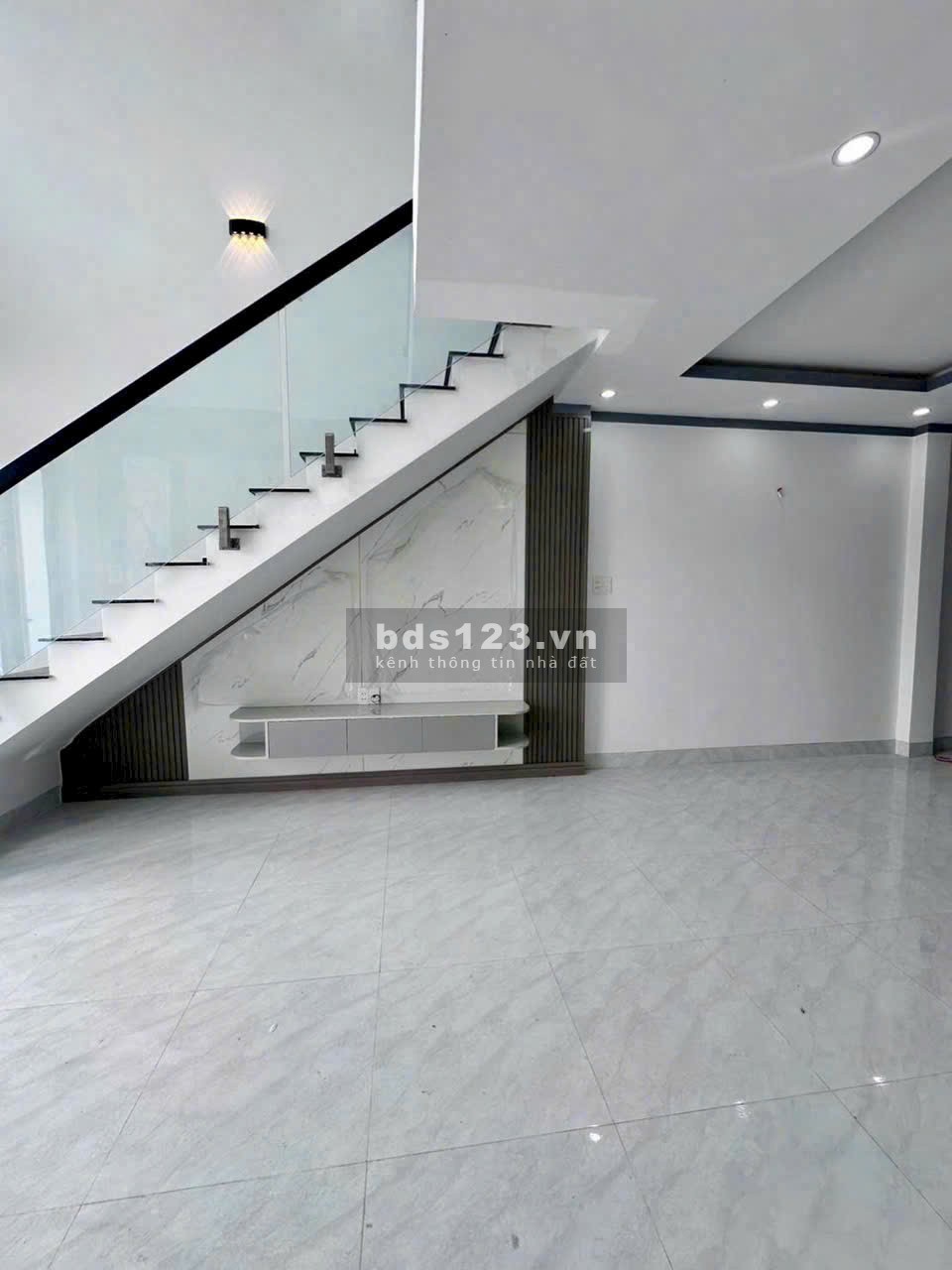 BÁN NHÀ ĐẸP TẶNG NỘI THẤT: CHỦ CẮT LỖ KHÔNG ĐÁY!