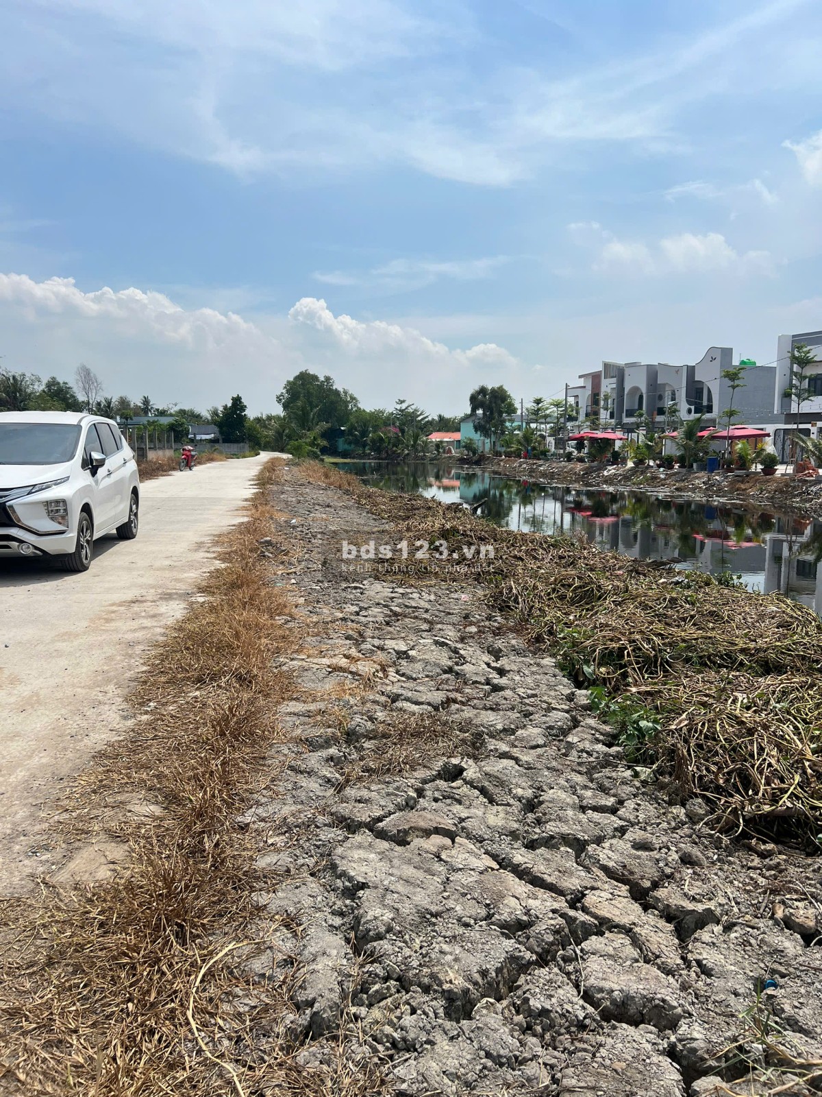 Bán đất nền thổ cư giá rẻ Nguyễn Hữu Trí Bình Chánh ngang…