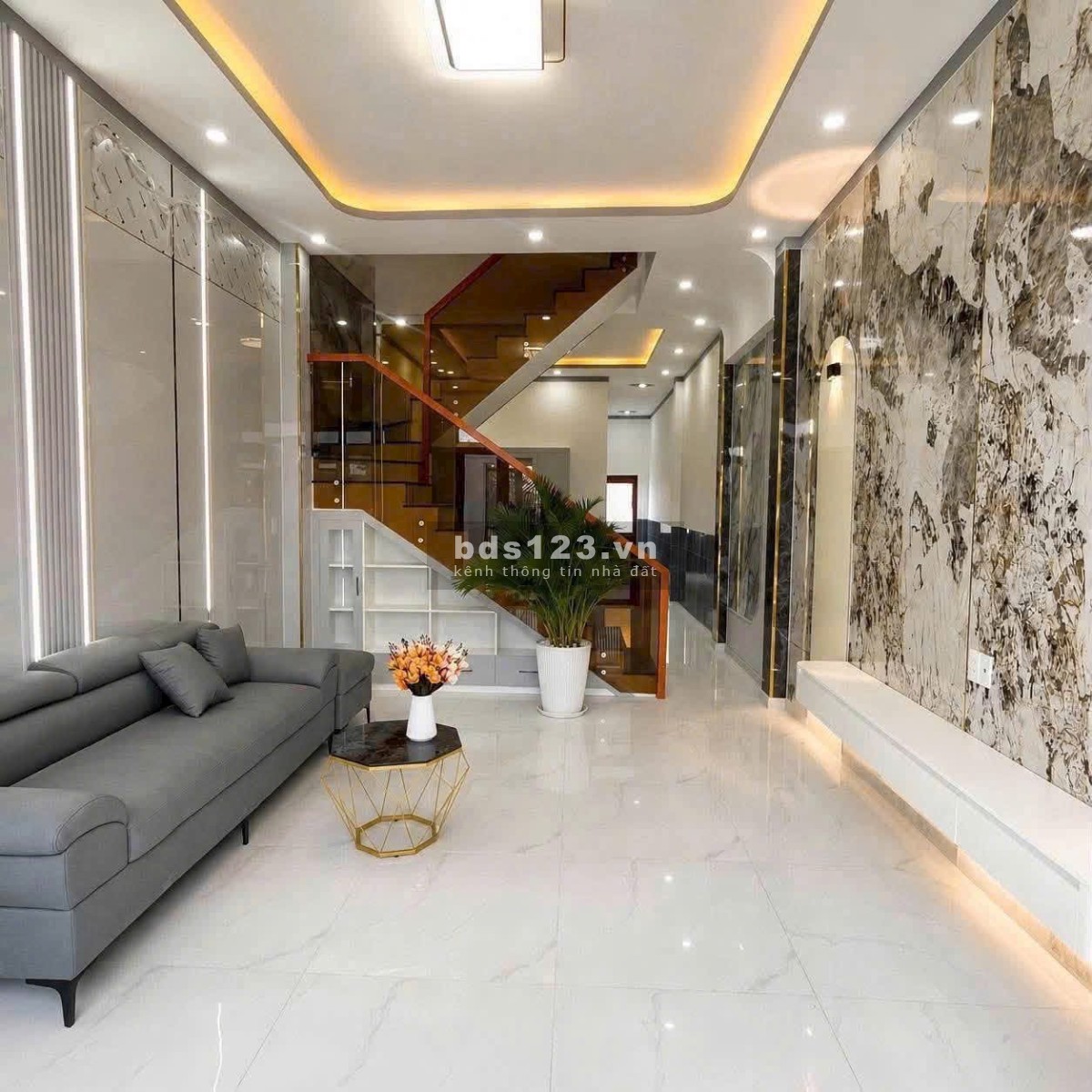 NHÀ 1 TRỆT 1 LẦU, 3PN, 2WC GIÁ CHỈ 2 TỶ 090 TRIỆU