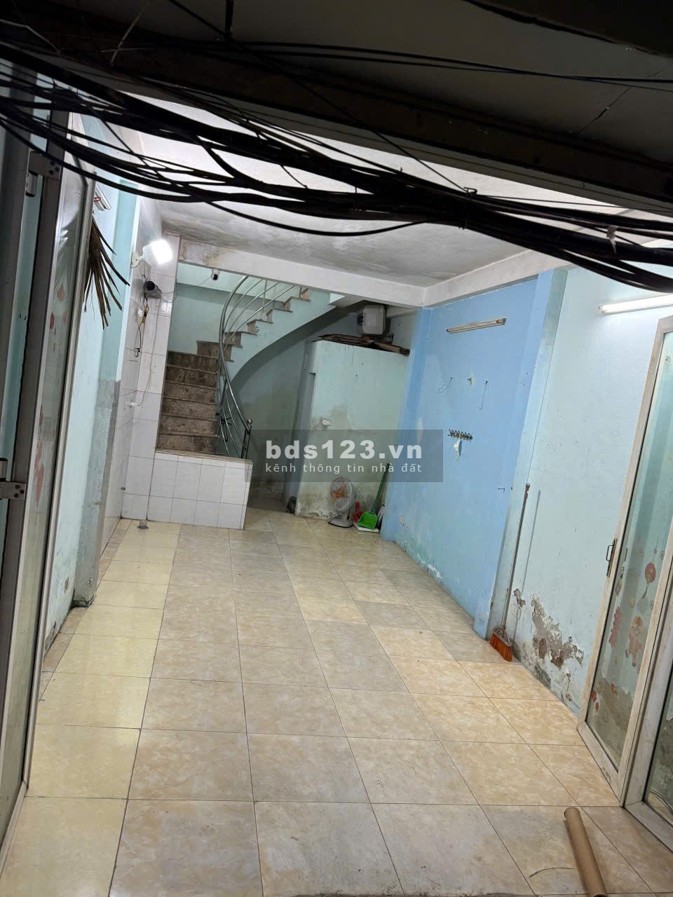Cho thuê nhà phố Trần Khát Chân 2 ngủ, full đồ giá 8tr/tháng