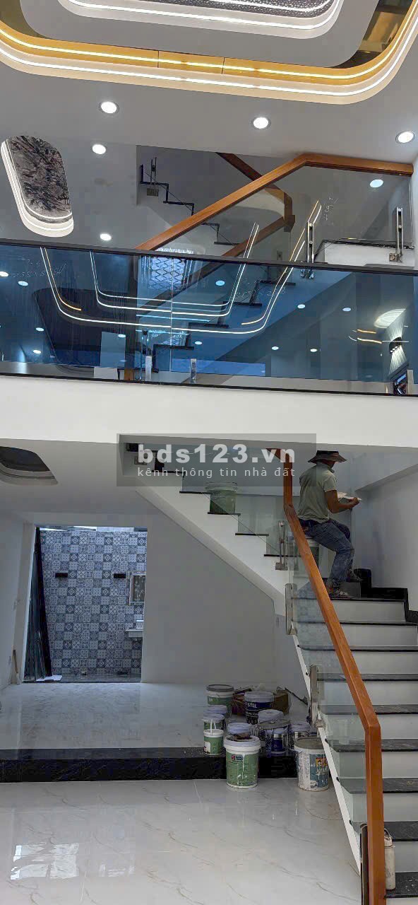 NHÀ LÔ GÓC – ĐƯỜNG Ô TÔ – 75M² – 5×15M – 3 TẦNG – 4…