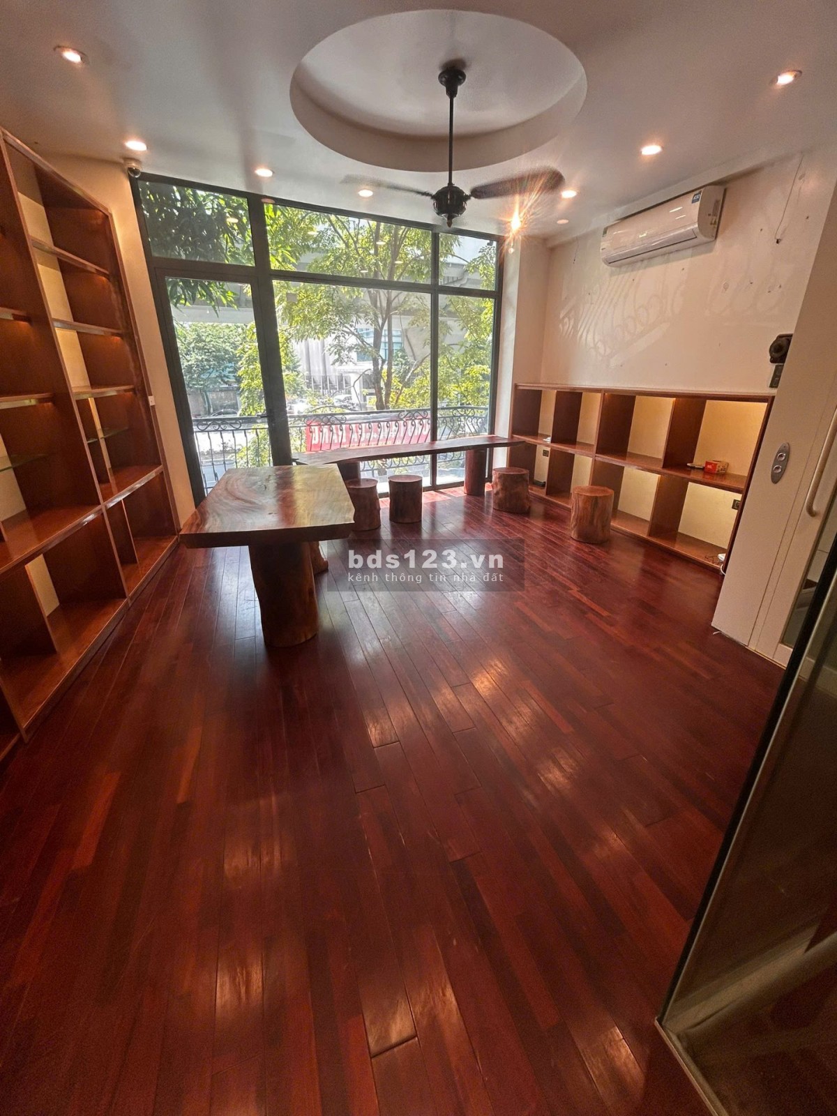Nhà riêng (MBKD) - 36m2 - 3 ngủ - Minh Khai
