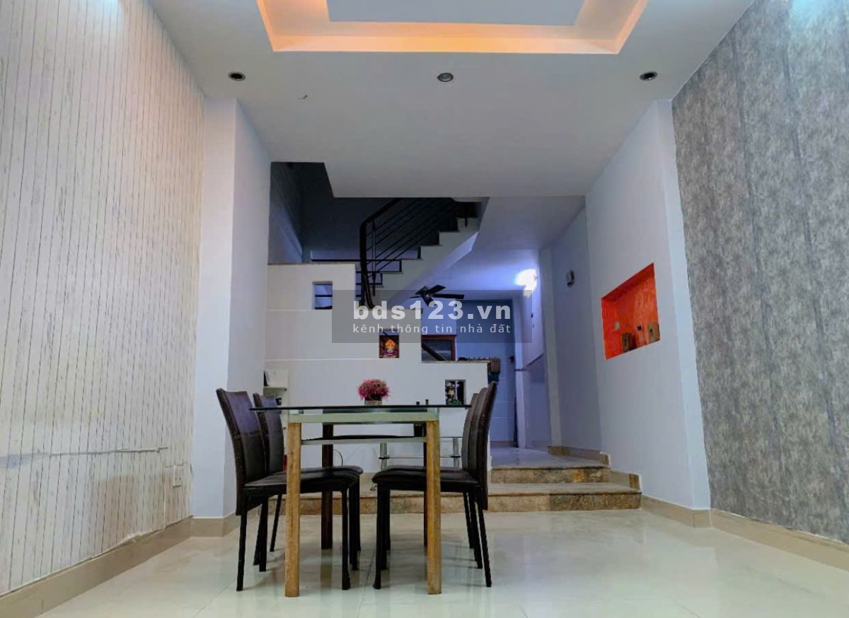 Cho thuê nhà 4 phòng ngủ – Quận Tân Bình