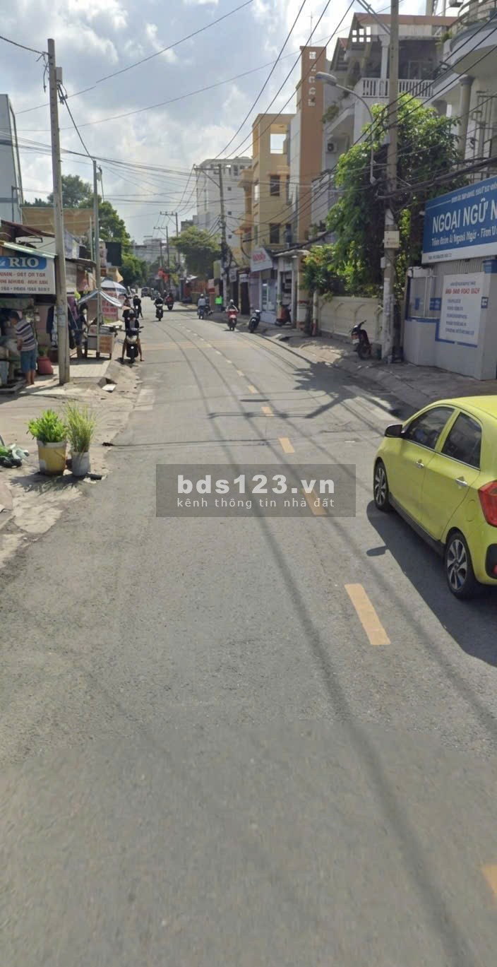 Bán nhà mặt tiền kinh doanh, ngay ĐH Ngân hàng, Hoàng Diệu 2,…