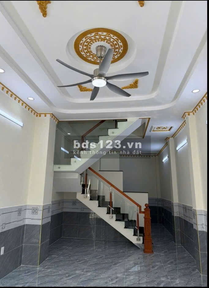 Bán nhà mới 100% 1 trệt 3 lầu tại ĐS9, P. BHH, Bình Tân