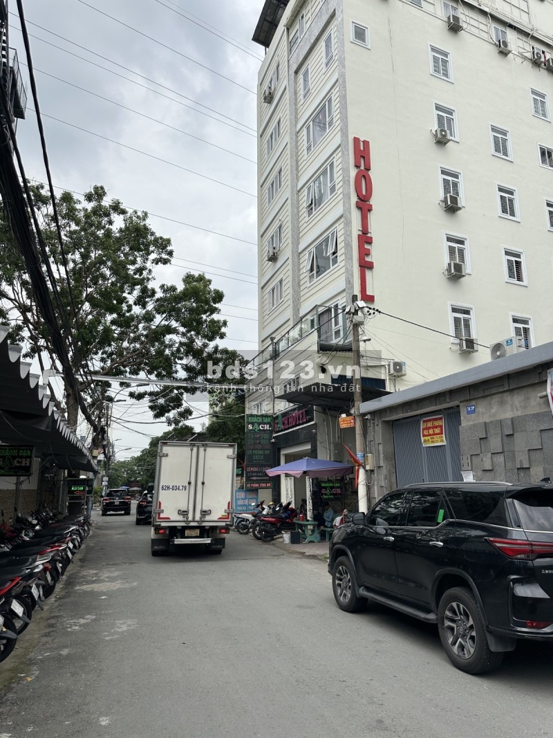 Nhà Linh Trung Thủ Đức 62m² - ÔTô Đỗ Trước Nhà - Tặng…