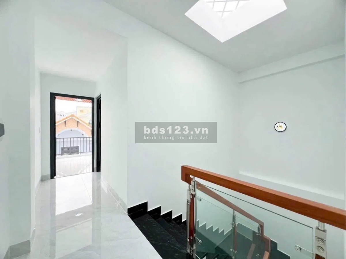 NHÀ PHỐ XÂY MỚI LÊ VĂN KHƯƠNG – 5x15M – ĐƯỜNG 6M – FULL…