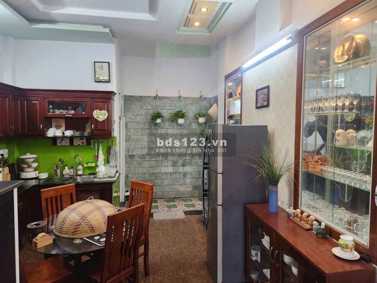  BÁN NHÀ 3 TẦNG – DIỆN TÍCH 80M² – GIÁ CHỈ 8,5 TỶ