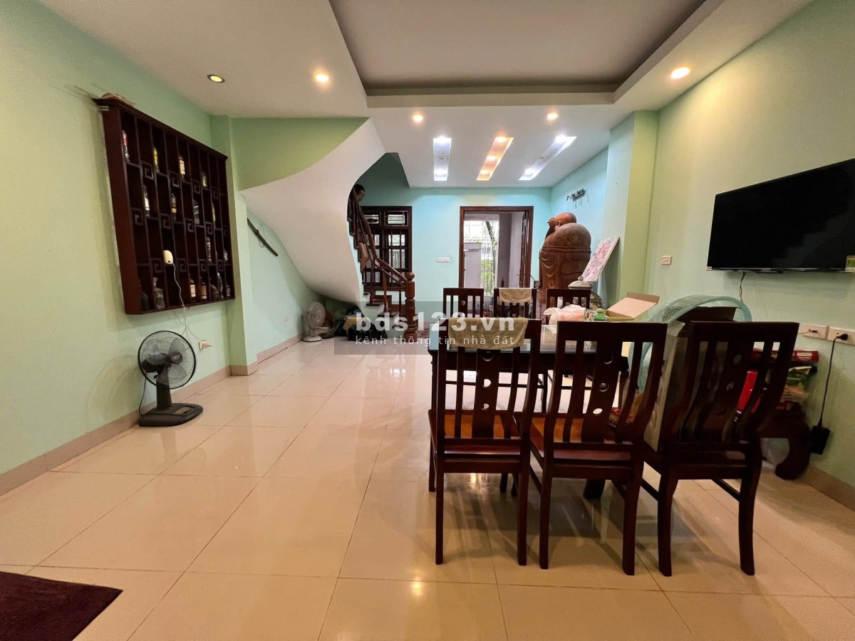 BÁN NHÀ LIỀN KỀ AO SÀO HOÀNG MAI – 67M² - 4 TẦNG – GARA Ô…