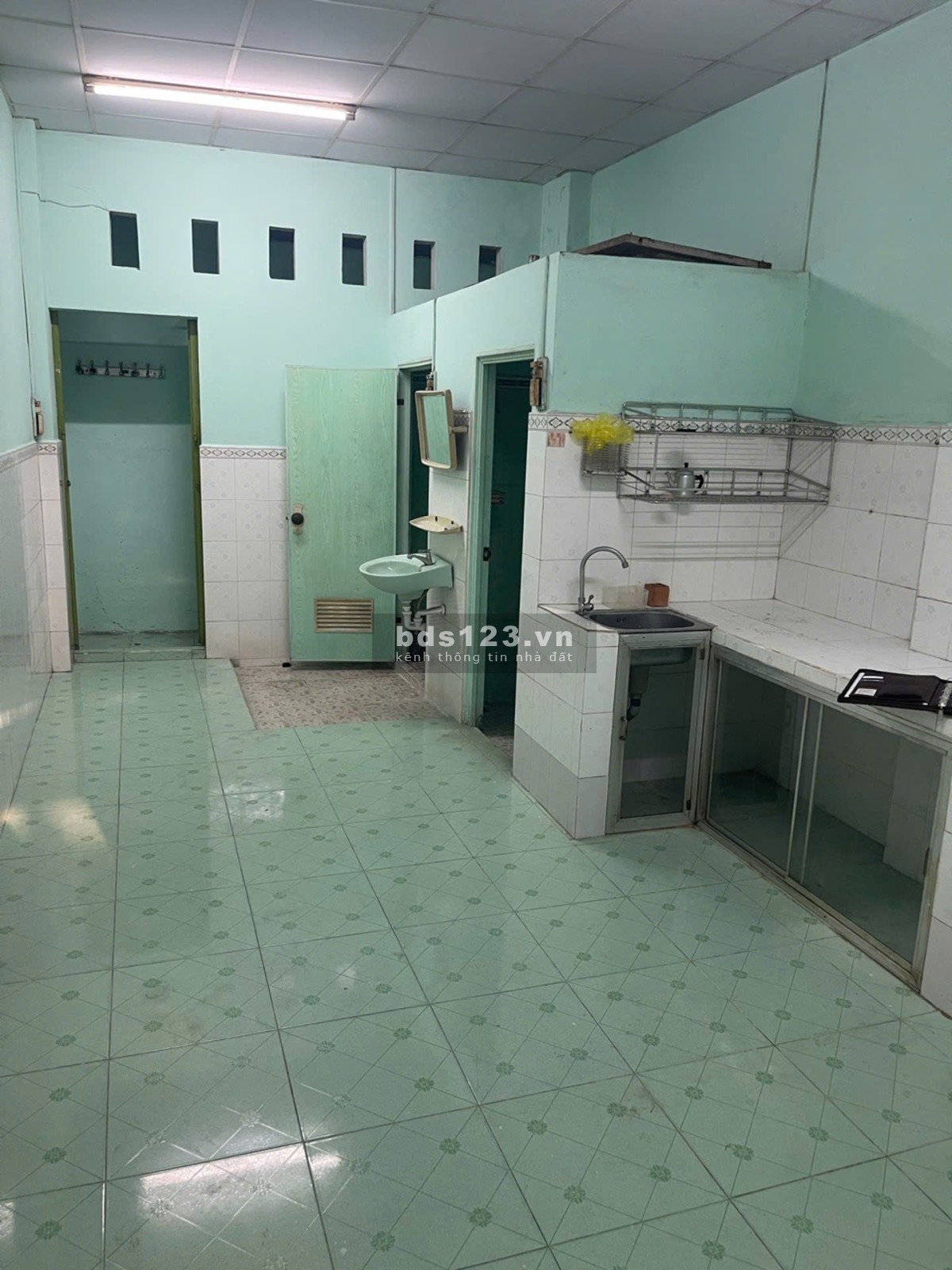 BÁN NHÀ MẶT PHỐ VINHOMES SAIGON PARK TRỆT 4 LẦU BTCT DÒNG TIỀN…