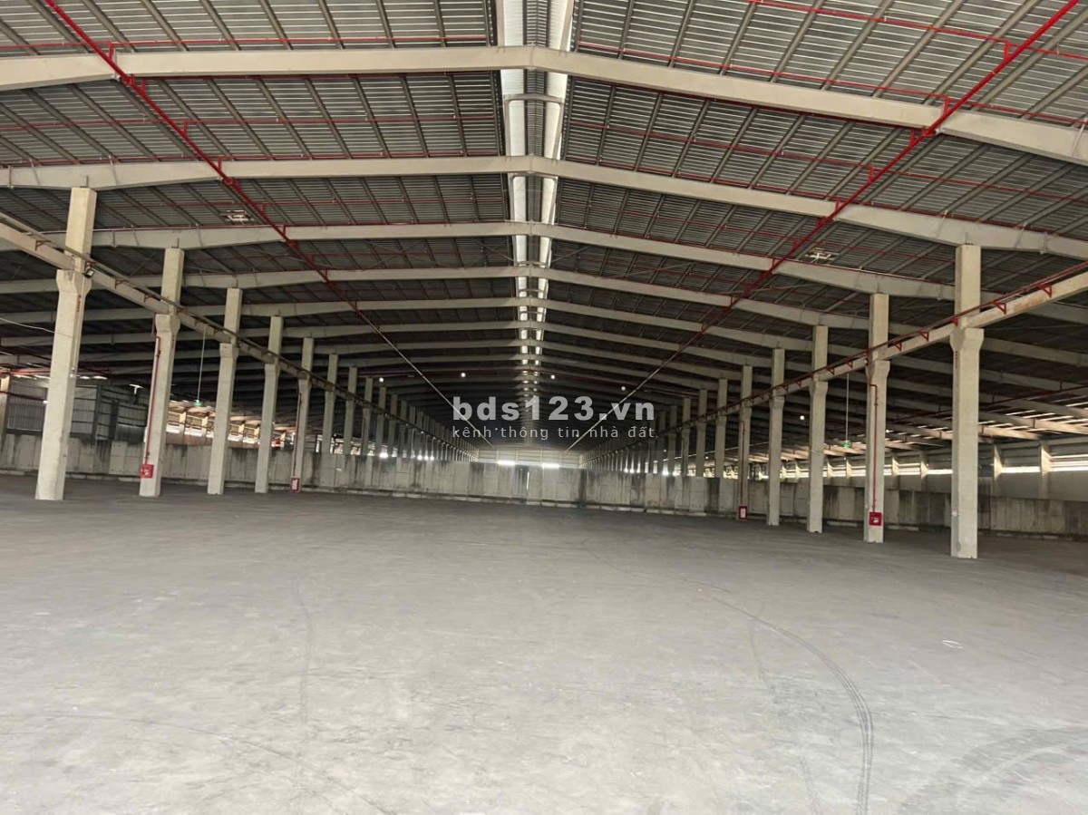 Cho thuê kho xưởng tại Yên Mỹ, Hưng Yên. DT 27.000m2, có cắt…