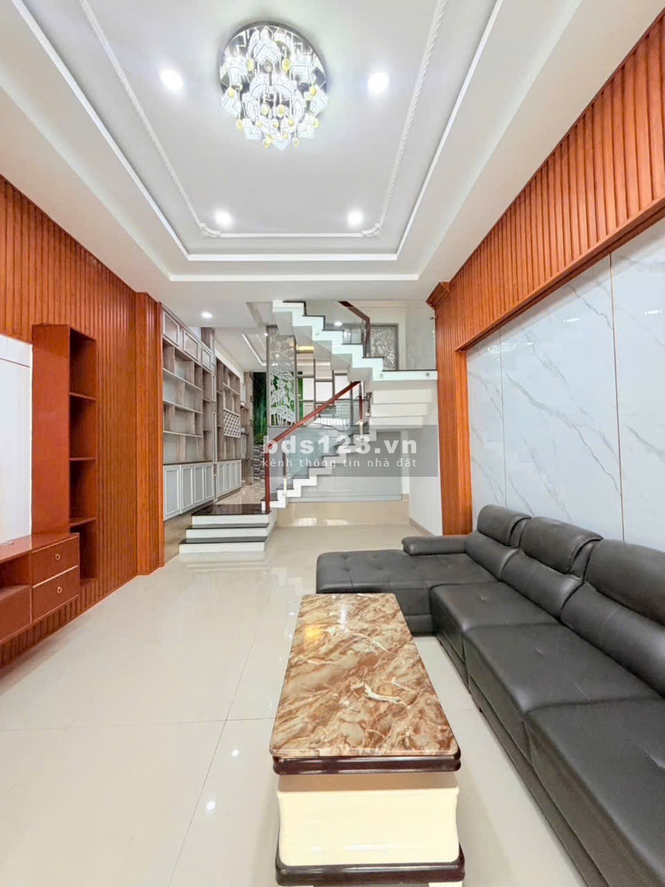 NHÀ PHỐ THẠNH LỘC 29 – ĐƯỜNG 8M – GARA Ô TÔ – 4PN –…