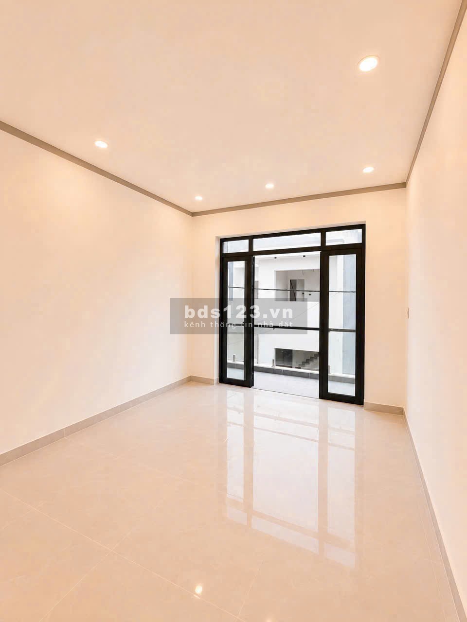 HOT! BIỆT THỰ MINI 100M², SỔ HỒNG RIÊNG, FULL THỔ CƯ GIÁ CHỈ…